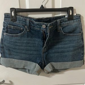 Women’s lucky brand jeans shorts, size 2/26